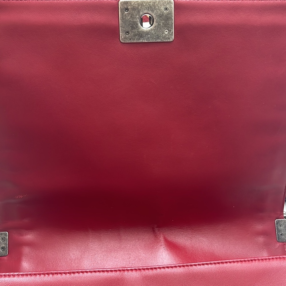 Chanel Lambskin Quilted Large Boy Bag flap, Black with Red piping - Picture 5 of 15